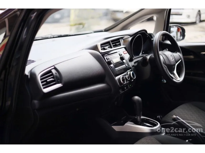 2015 Honda Jazz S i-VTEC Hatchback