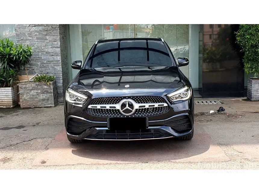 2022 Mercedes-Benz GLA200 AMG Line SUV