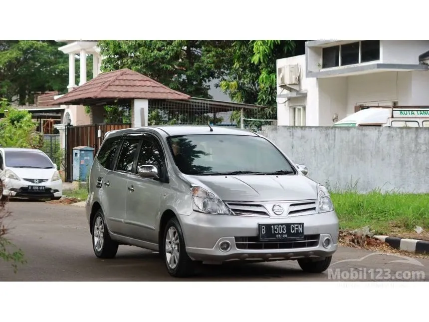 Jual Mobil Nissan Grand Livina 2011 XV 1.5 di Banten Automatic MPV Silver Rp 85.000.000