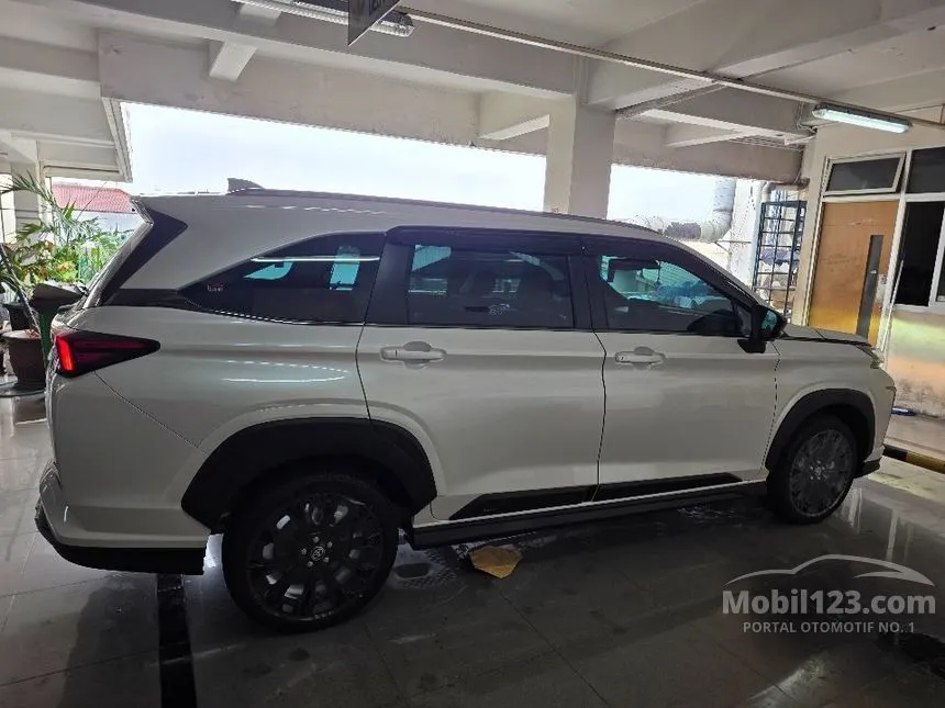 2026 Toyota Veloz V HEV (Premium Color) MPV