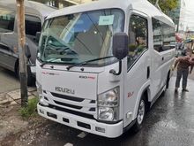 2018 Isuzu Elf 2.8 Minibus 16 Seat New Armada ( Mobil Baru )
