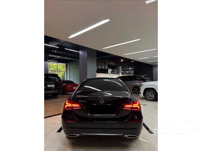 2021 Mercedes-Benz A200 progressive line Sedan