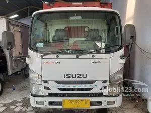 2017 Isuzu Elf 4.6 NMR71 125ps Truck BOX Dijual Di Malang