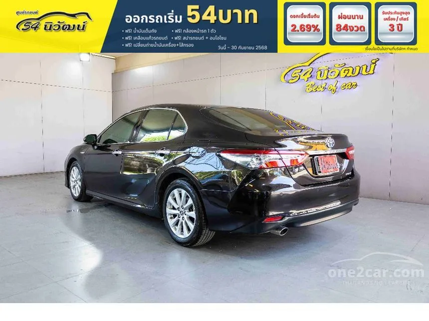 2019 Toyota CAMRY Hybrid Premium Sedan