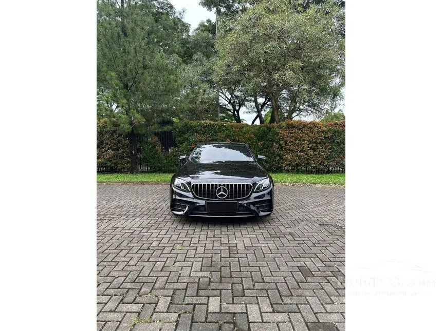 2017 Mercedes-Benz E300 AMG Line Sedan