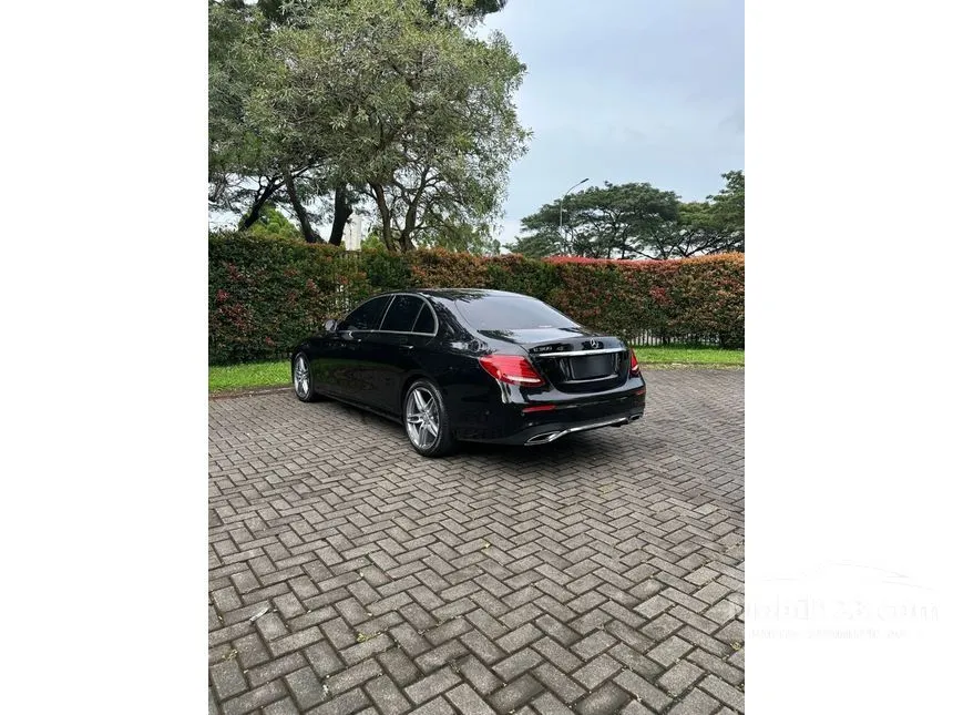 2017 Mercedes-Benz E300 AMG Line Sedan