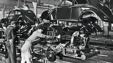 Sejarah 75 Tahun Inggris Ubah Pabrik VW Wolfsburg dari Produksi Senjata ke Mobil