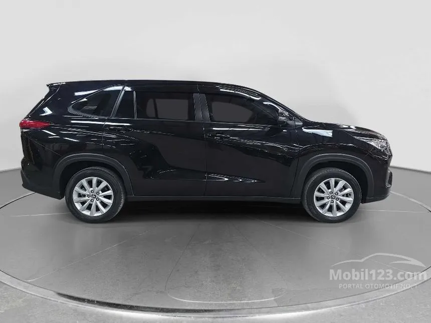 2022 Toyota Kijang Innova Zenix V (Non Premium Color) MPV