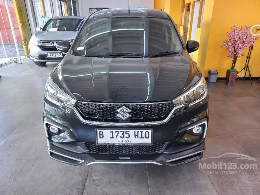 Jual Mobil Suzuki Ertiga 2022 Hybrid SS 1.5 di DKI Jakarta Automatic MPV Hitam Rp 208.000.000