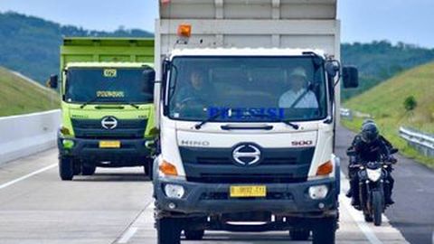 Hino Siap Songsong Aturan B30 di 2020