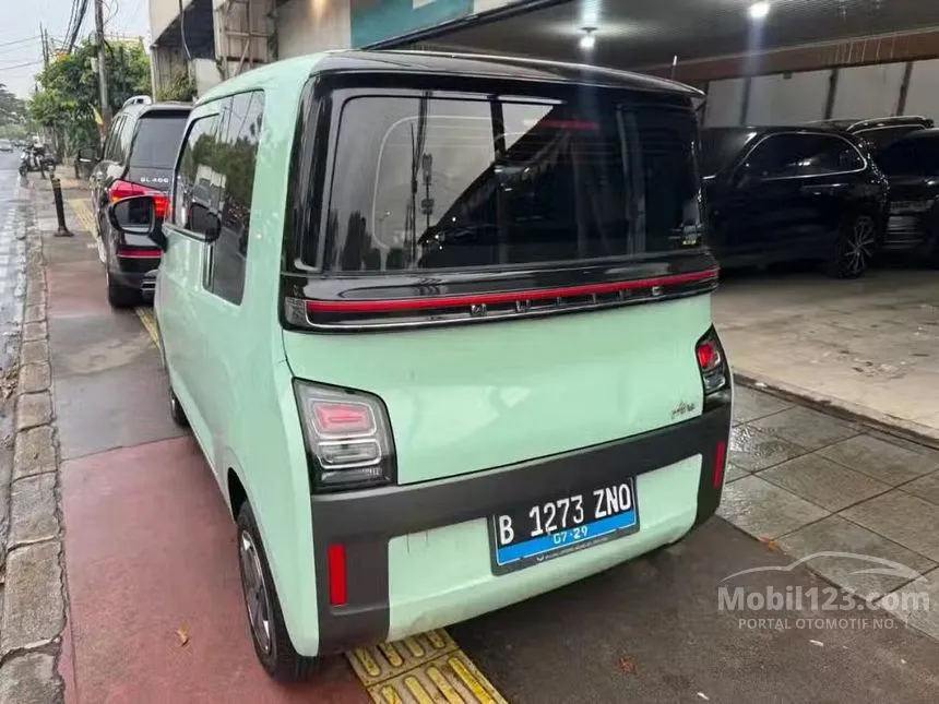 2024 Wuling Air EV Standard Range Hatchback