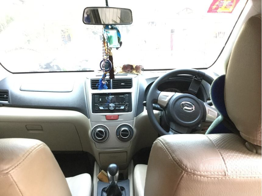2015 Daihatsu Xenia X PLUS MPV