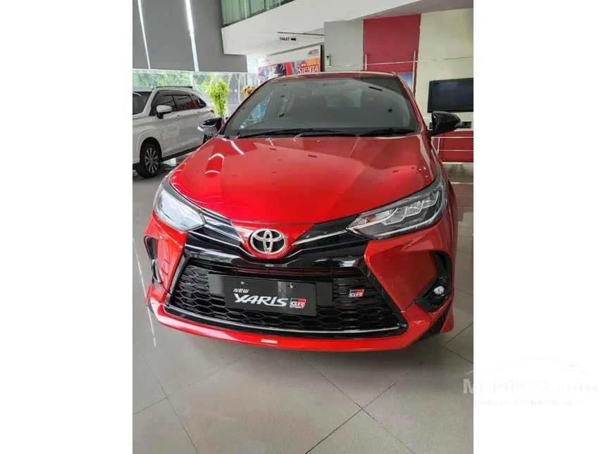 Jual Mobil Toyota Yaris 2024 S GR Sport 1.5 di DKI Jakarta Automatic Hatchback Merah Rp 318.000.000