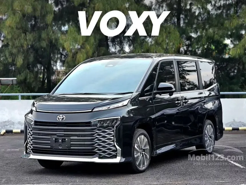 Jual Mobil Toyota Voxy 2024 2.0 di Jawa Barat Automatic Van Wagon Hitam Rp 505.000.000