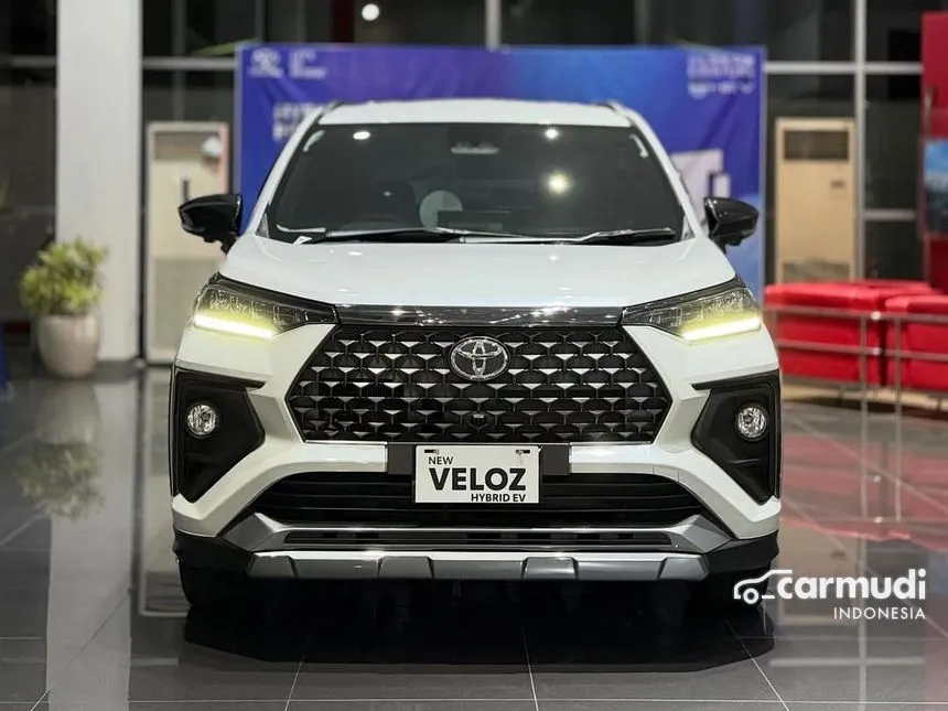 2026 Toyota Veloz V HEV MPV