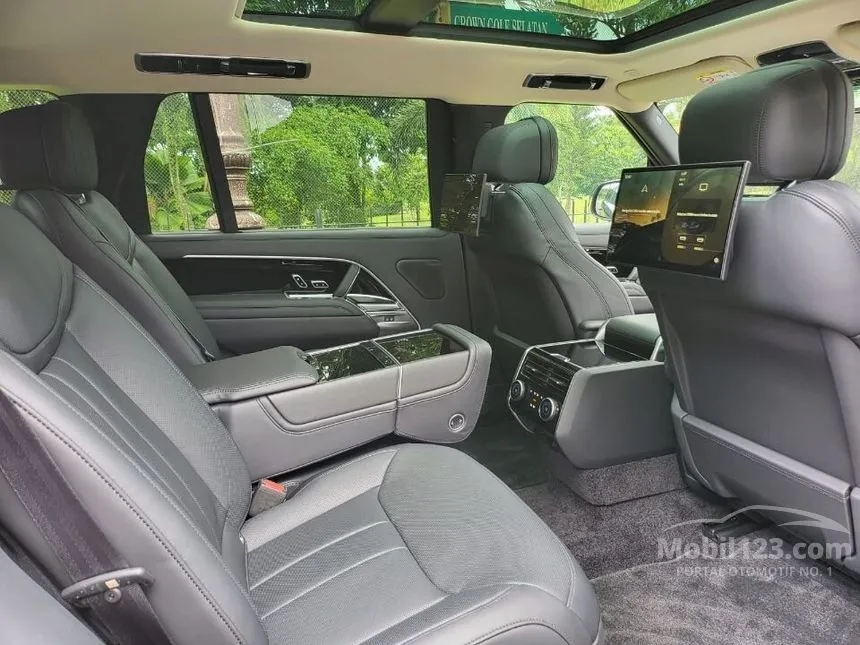 2023 Land Rover Range Rover LWB P400 Autobiography SUV