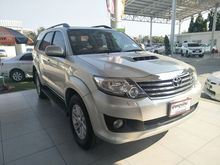 2012 Toyota Fortuner 3.0 (ปี 12-15) V SUV AT