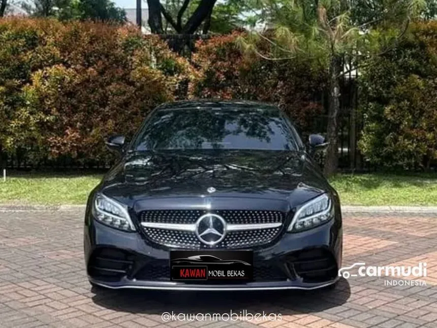 2021 Mercedes-Benz C200 AMG Line Coupe