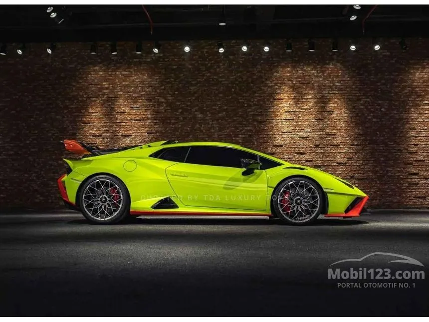 2024 Lamborghini Huracan STO Coupe