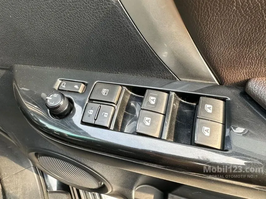 2017 Toyota Fortuner TRD 4X2 SUV