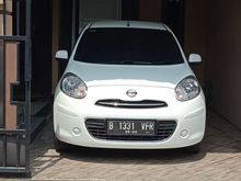 Nissan March 1.2 AT 2013, Mulus Orisinil KM Rendah Jual Cepat