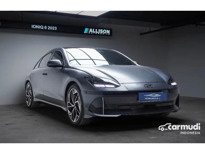 2023 Hyundai IONIQ 6 Signature Long Range Sedan