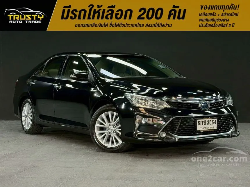 2017 Toyota CAMRY Hybrid Premium Sedan