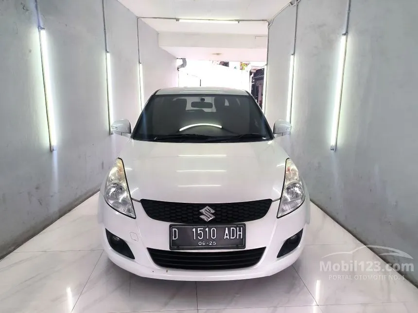 Suzuki Swift 2015 GX 1.4 di Jawa Barat Automatic Hatchback Putih