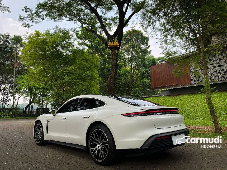 2021 Porsche Taycan 4S Performance Battery Sedan