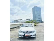 2011 Mercedes-Benz C200 1.8 Avantgarde CGI Sedan