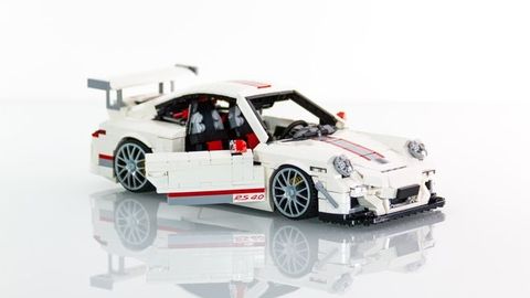 This Beautifully Detailed Lego Porsche 911 GT3 RS 4.0 Deserves to Be Made