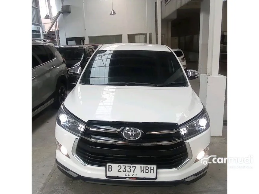 Jual Mobil Toyota Innova Venturer 2017 2.0 di Banten Automatic Wagon Putih Rp 303.000.000