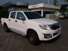 2013 Toyota Hilux Vigo 2.7 CHAMP DOUBLE CAB (ปี 11-15) E Pickup MT