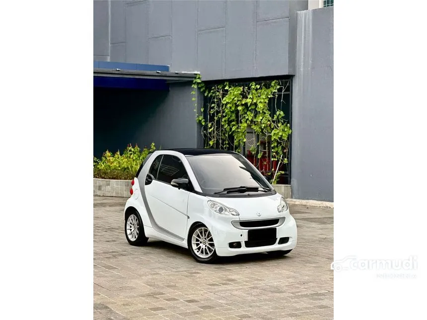 2010 smart fortwo MHD Edition Micro car