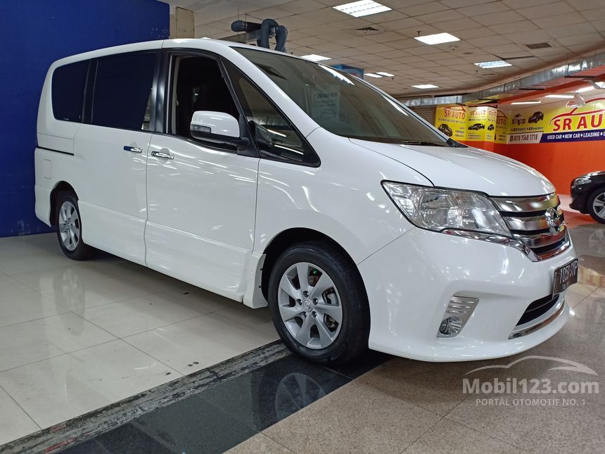 Jual Mobil Nissan Serena 2013 Panoramic 2.0 di DKI Jakarta Jual Mobil Nissan Serena 2013 Panoramic 2.0 di DKI Jakarta