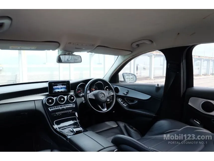 2015 Mercedes-Benz C200 Avantgarde CKD Sedan