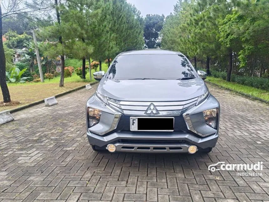 Jual Mobil Mitsubishi Xpander 2019 Ultimate 1.5 di Jawa Barat Automatic MPV Abu
