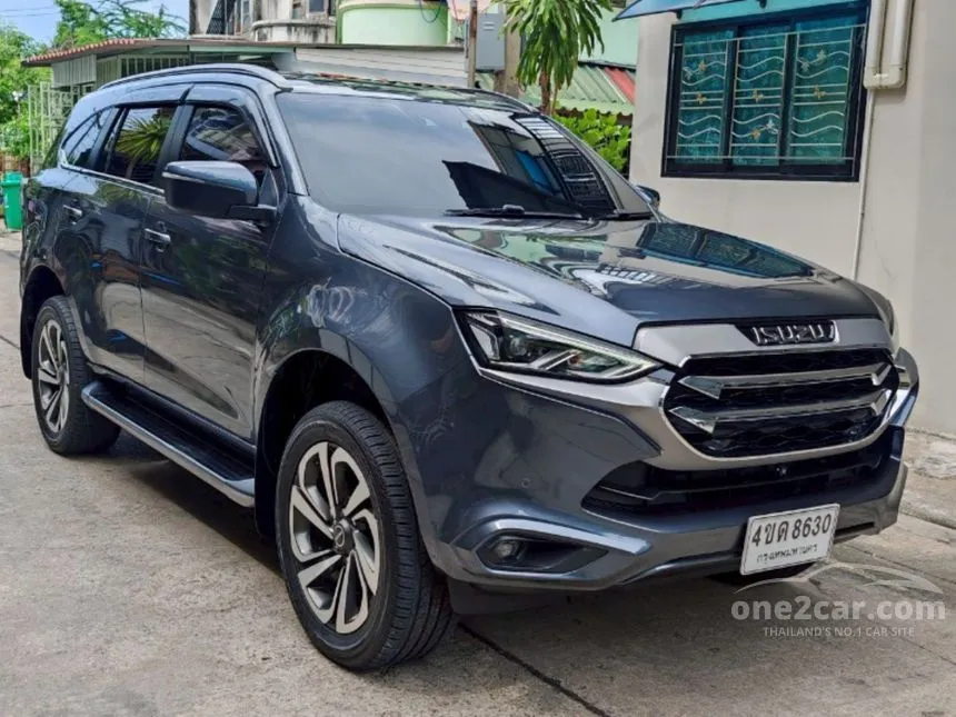 2021 Isuzu MU-X Ultimate SUV