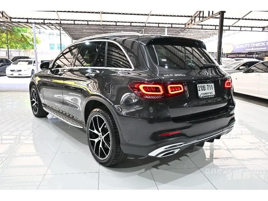 2022 Mercedes-Benz GLC300 e 4MATIC AMG Dynamic SUV