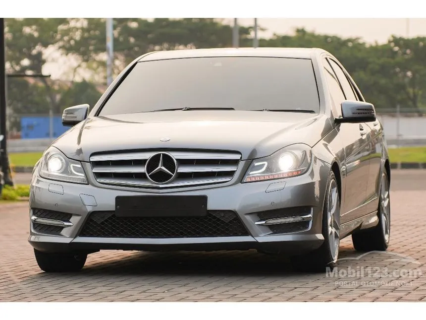 2012 Mercedes-Benz C250 CGI Sedan