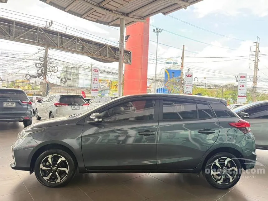2023 Toyota YARIS Smart Hatchback