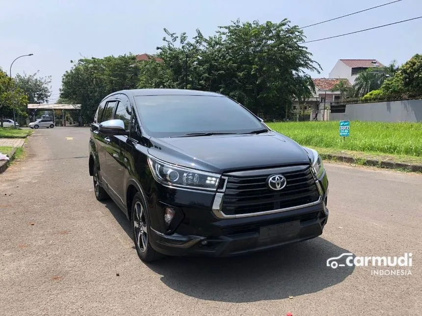 2021 Toyota Kijang Innova Venturer MPV