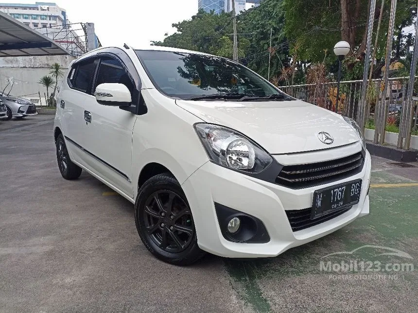 Jual Mobil Daihatsu Ayla 2021 X 1.0 di Jawa Timur Manual Hatchback Putih Rp 105.000.000