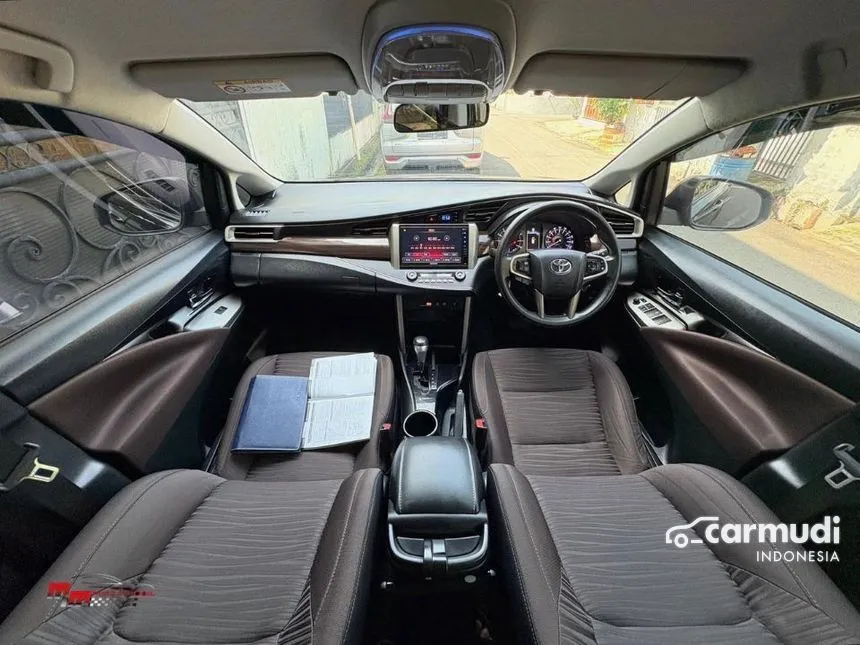 2021 Toyota Kijang Innova V MPV