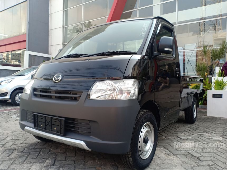 Jual Mobil  Daihatsu  Gran  Max  2021 3 Way 1 5 di Jawa Barat 