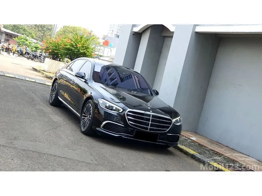 2023 Mercedes-Benz S450L Luxury 4MATIC Sedan