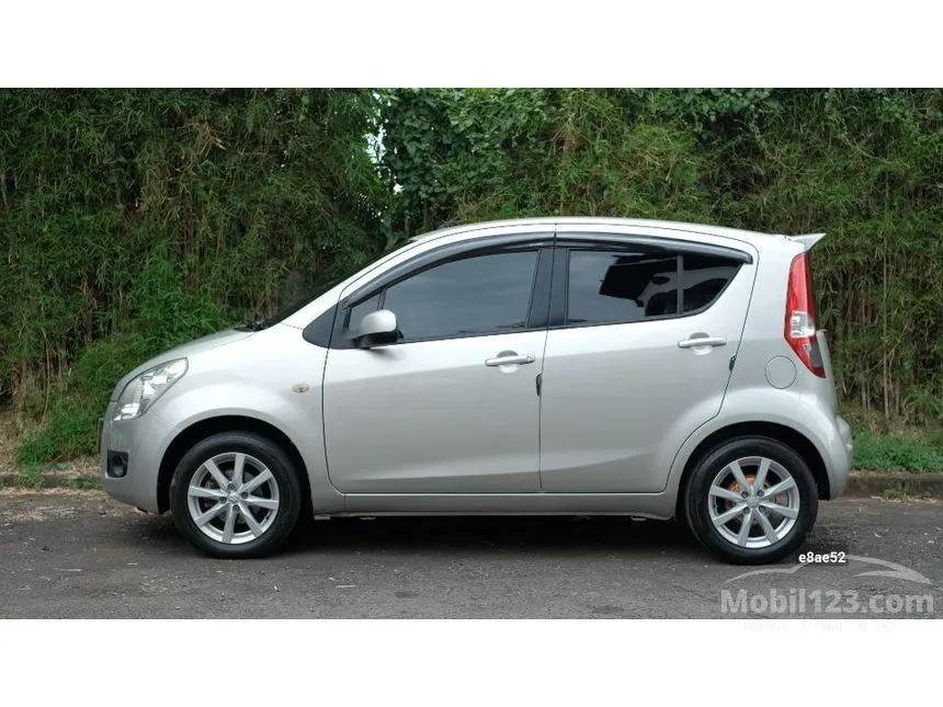 2011 Suzuki Splash GL Hatchback