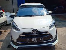2017 Toyota Sienta 1.5 Q AT istimewa dijual di malang