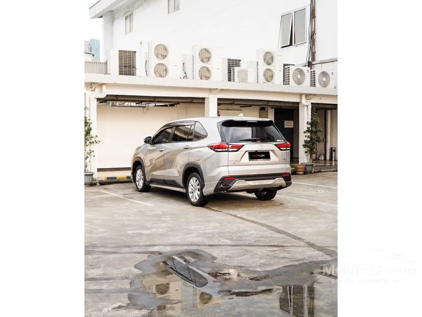 2023 Toyota Kijang Innova Zenix V HV Modellista (Non Premium Color) MPV
