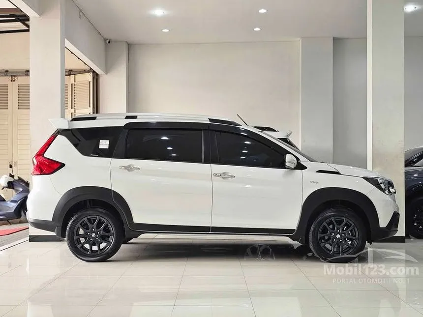2025 Suzuki XL7 Beta Hybrid SUV